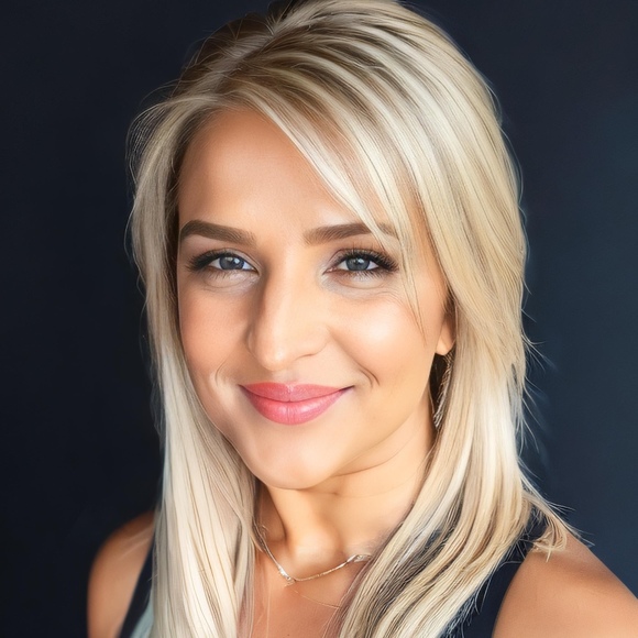 Meet your Posher, Afia - Picture 1 of 1